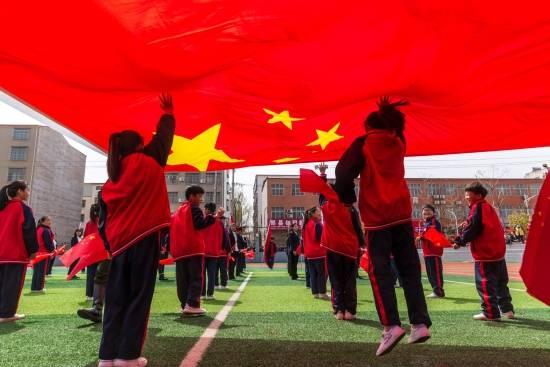 党建引领 共建搭桥 东营农商银行为社区建设铺就“幸福路”